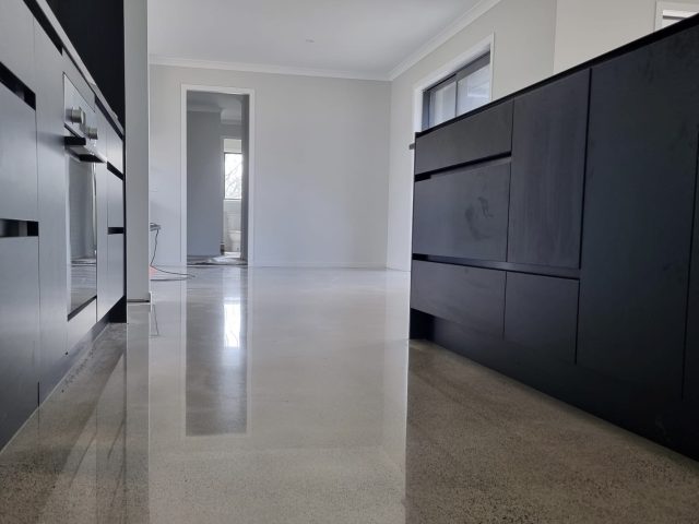 Polished Concrete vs. Traditional Flooring: Pros and Cons