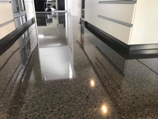 Topical Polished Concrete & Seal vs. Mechanical Polished Concrete: What’s the Real Difference?